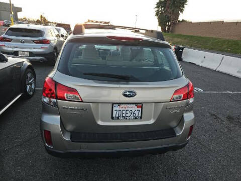 2014 Subaru Outback 2.5i
