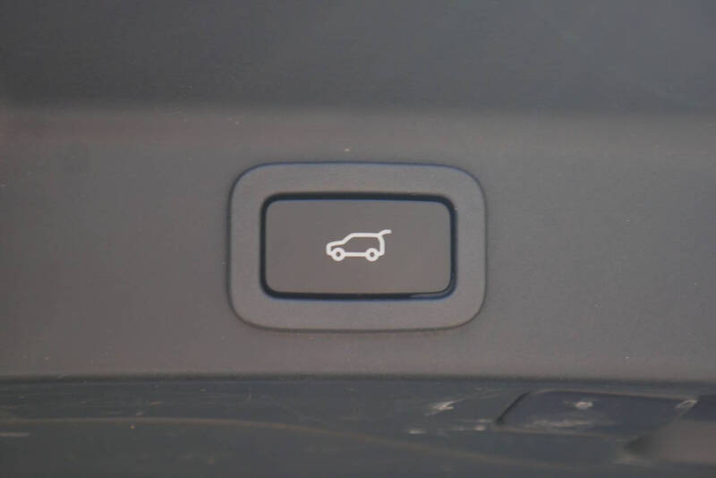 2018 Jaguar F-PACE 30t Prestige