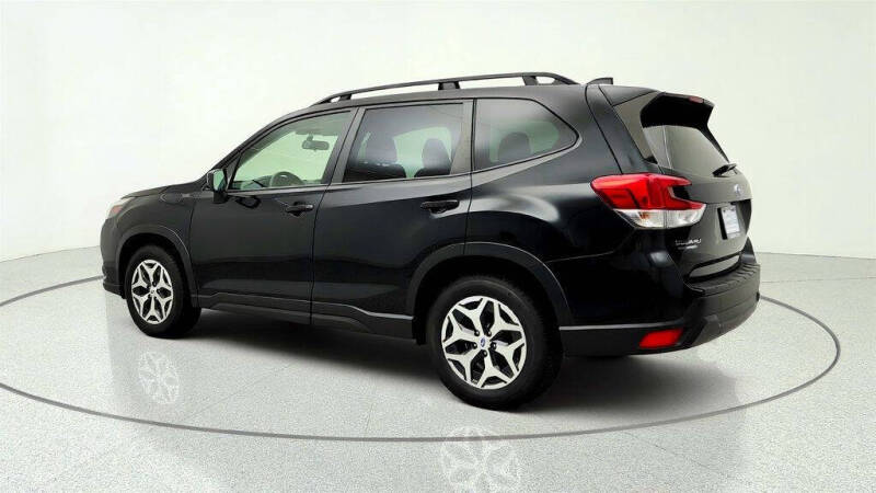 2022 Subaru Forester Premium