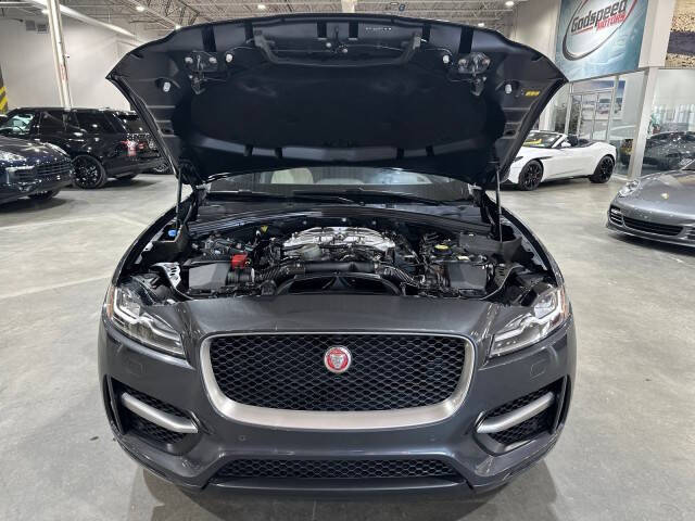 2017 Jaguar F-PACE 35t R-Sport