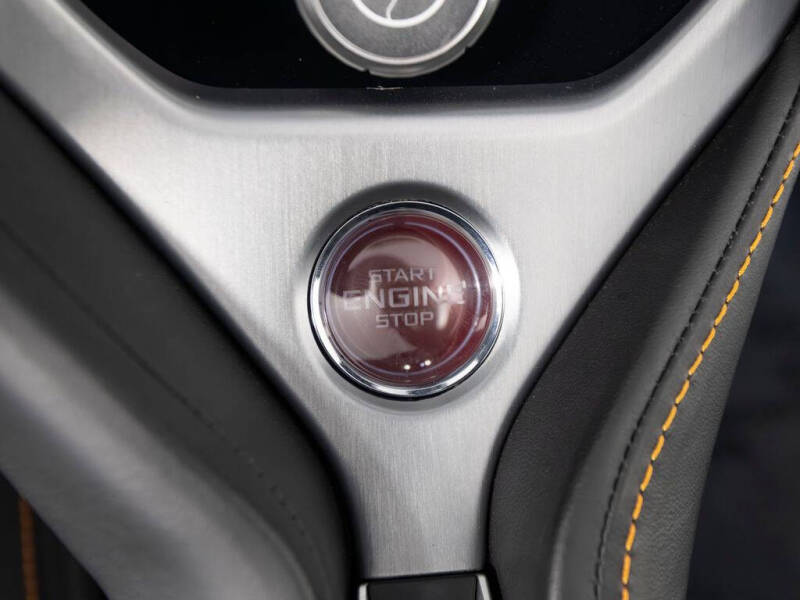 2024 McLaren 750S Spider