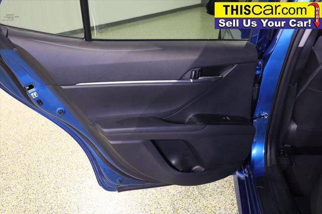 2019 Toyota Camry Hybrid LE