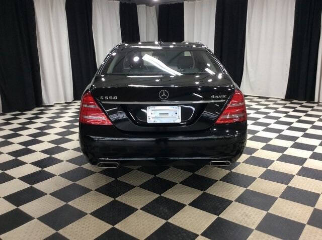 2011 Mercedes-Benz S-Class S 550 4MATIC