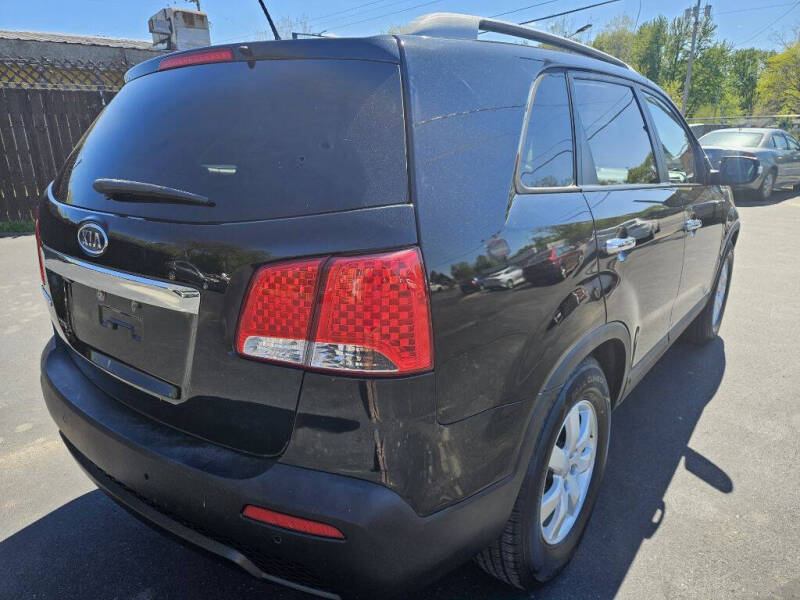 2012 Kia Sorento LX