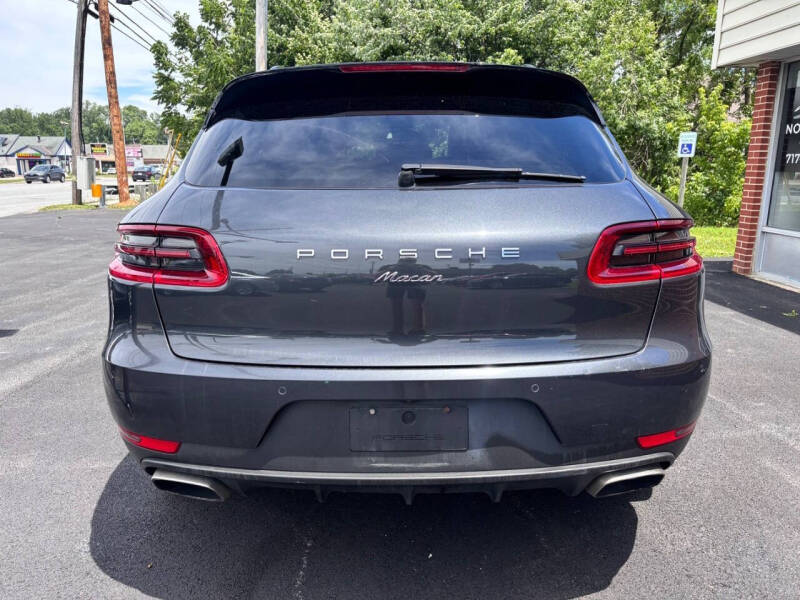 2017 Porsche Macan