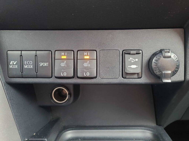 2017 Toyota RAV4 Hybrid Limited