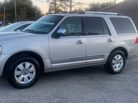 2007 Lincoln Navigator for sale at FAIR DEAL AUTO SALES INC in Houston TX