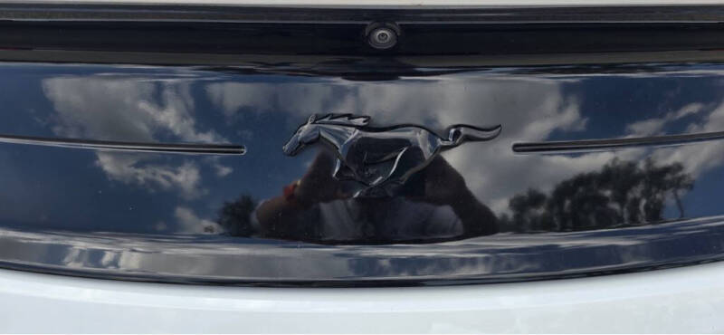 2021 Ford Mustang EcoBoost