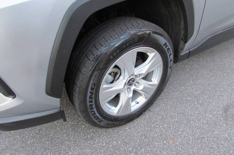 2021 Toyota RAV4 Hybrid LE