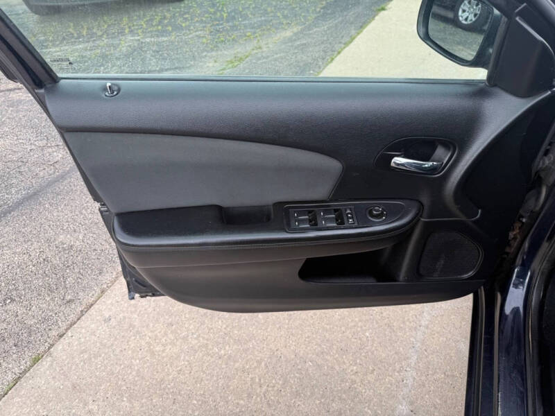 2012 Chrysler 200 Touring