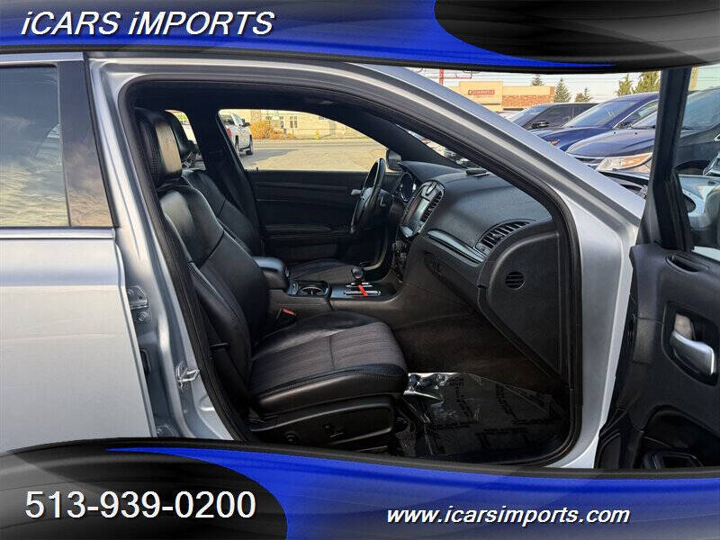 2013 Chrysler 300 Glacier Edition