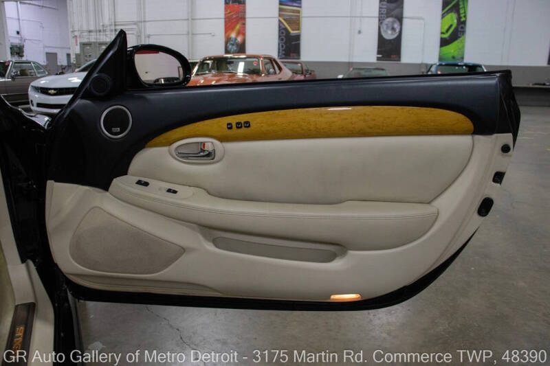 2004 Lexus SC 430