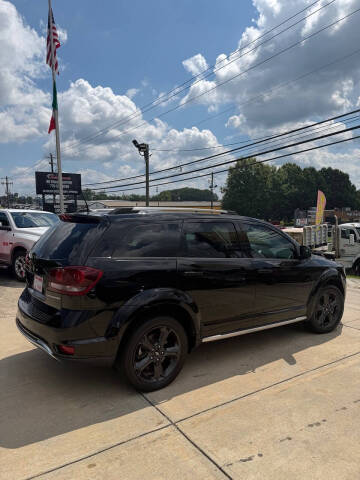 2020 Dodge Journey Crossroad