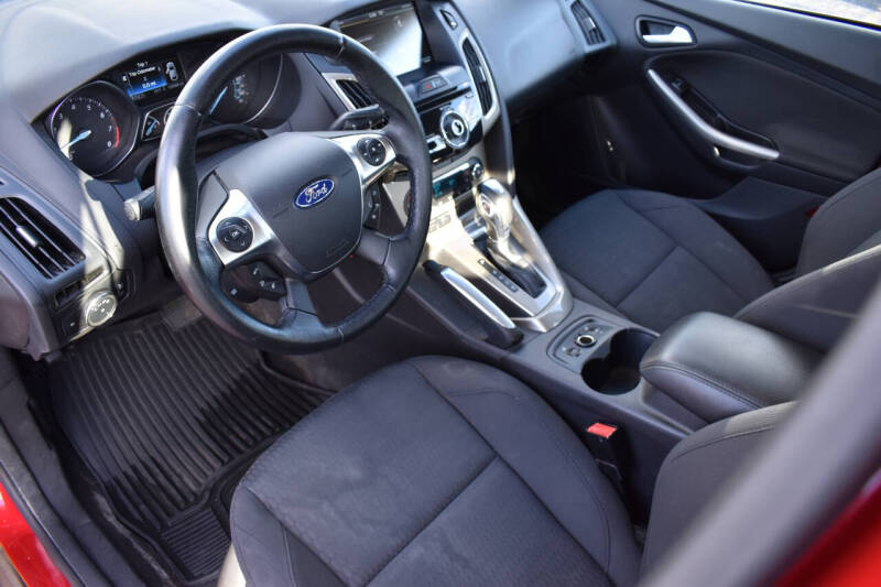 2012 Ford Focus SEL