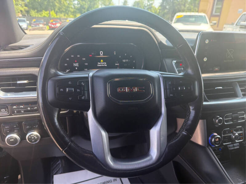 2022 GMC Yukon SLT
