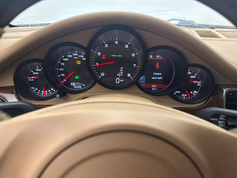 2012 Porsche Panamera 4
