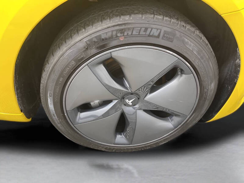 2019 Tesla Model 3 Standard Range Plus