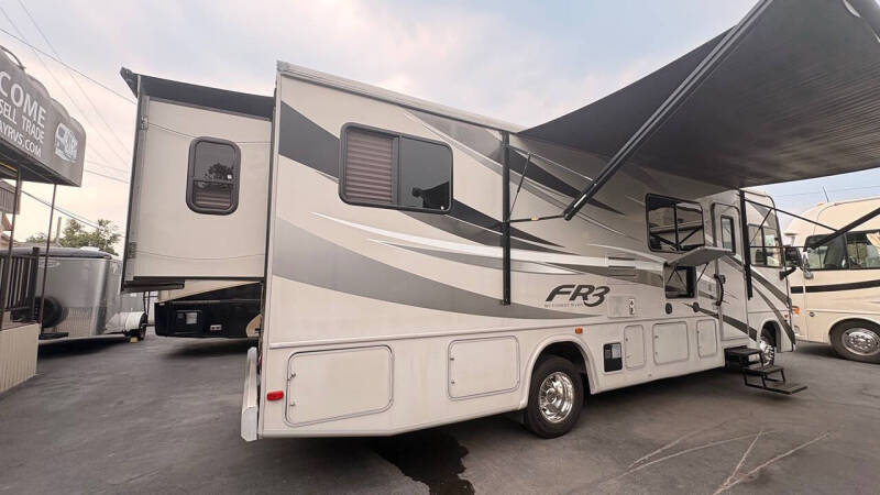 2016 Forest River FR3