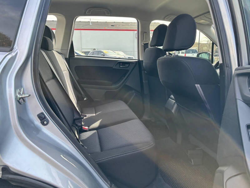2014 Subaru Forester 2.5i