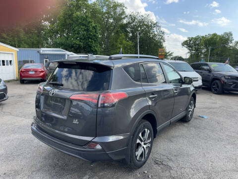 2018 Toyota RAV4 LE