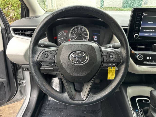 2022 Toyota Corolla LE