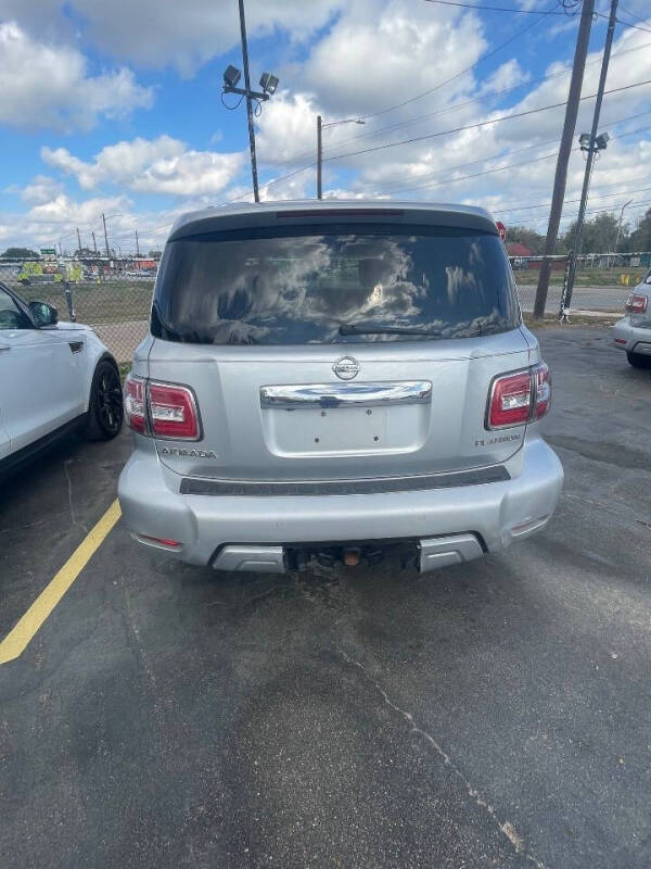 2017 Nissan Armada Platinum