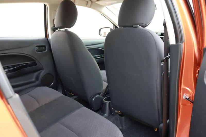 2017 Mitsubishi Mirage SE