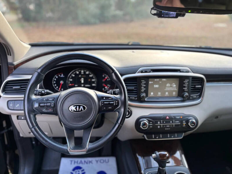 2018 Kia Sorento EX V6