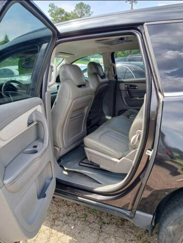 2017 Chevrolet Traverse LT