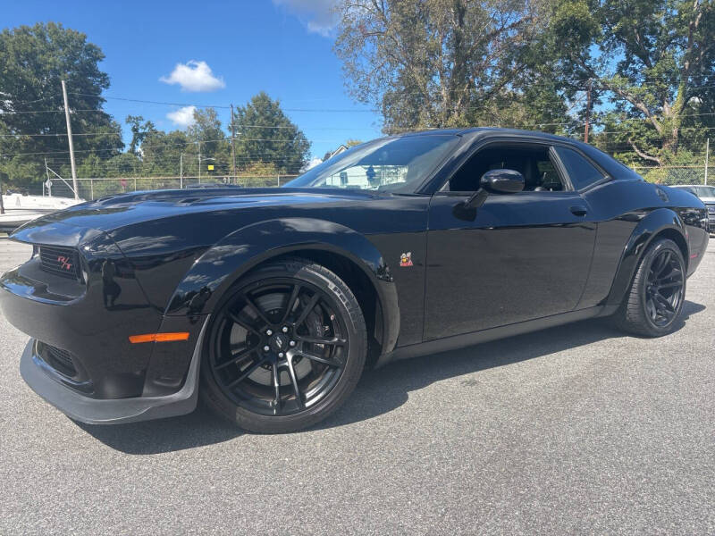 2023 Dodge Challenger R/T's photo