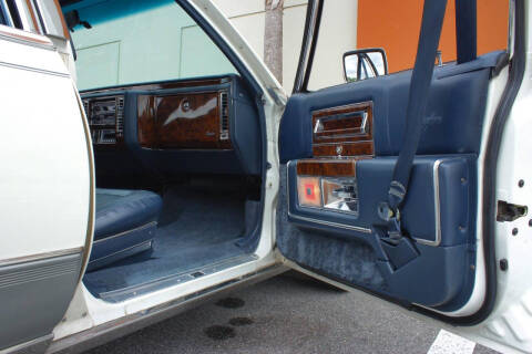 1990 Cadillac Brougham