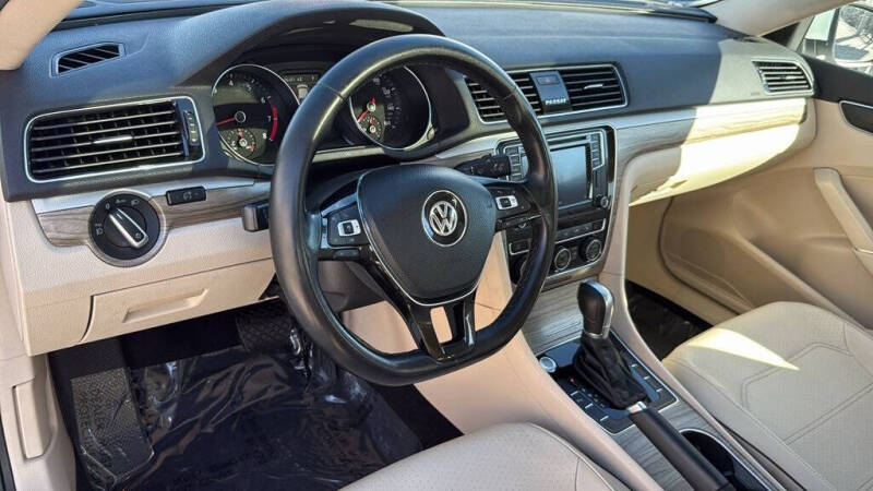 2018 Volkswagen Passat 2.0T SE