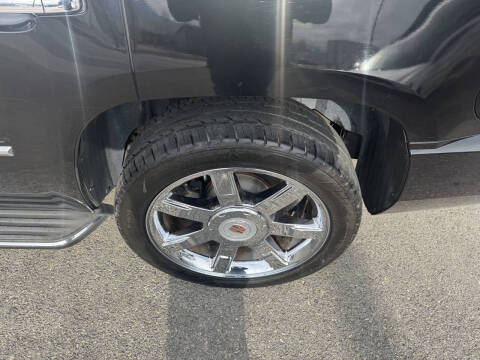 2012 Cadillac Escalade Luxury