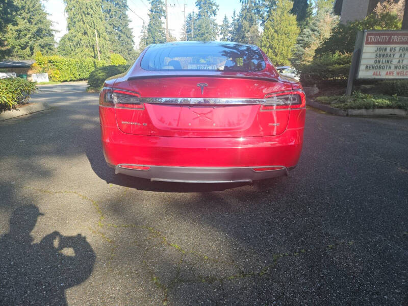 2014 Tesla Model S P85