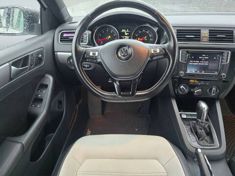 2016 Volkswagen Jetta 1.8T Sport