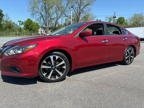 2018 Nissan Altima for sale at Beckham's Used Cars in Milledgeville GA