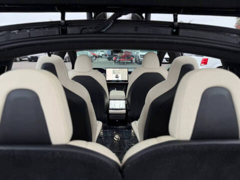 2023 Tesla Model X Plaid