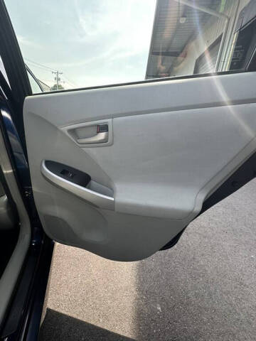 2013 Toyota Prius One