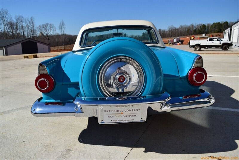 1956 Ford Thunderbird