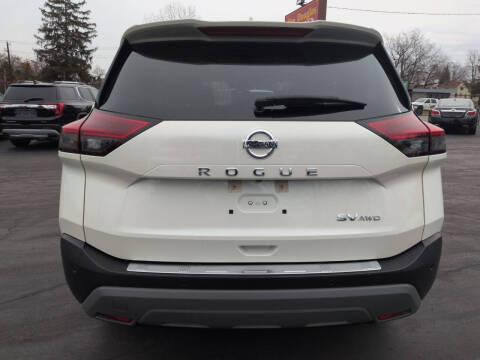 2021 Nissan Rogue SV