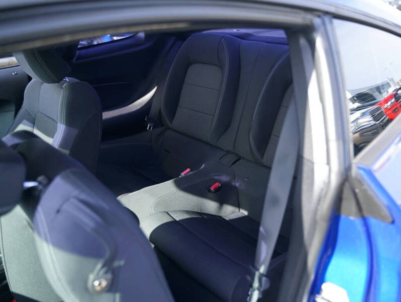 2017 Ford Mustang V6