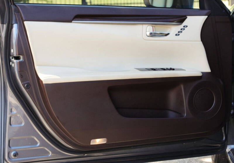 2017 Lexus ES 350