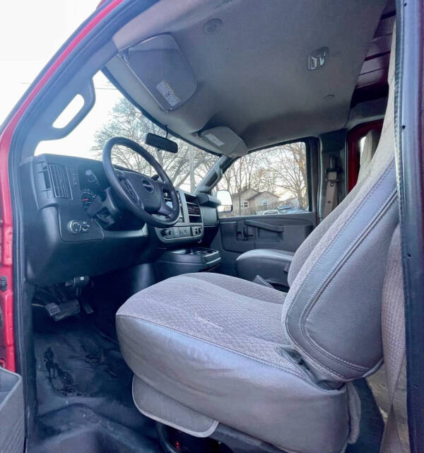 2018 GMC Savana 2500