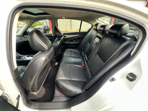 2014 Infiniti Q50 Premium