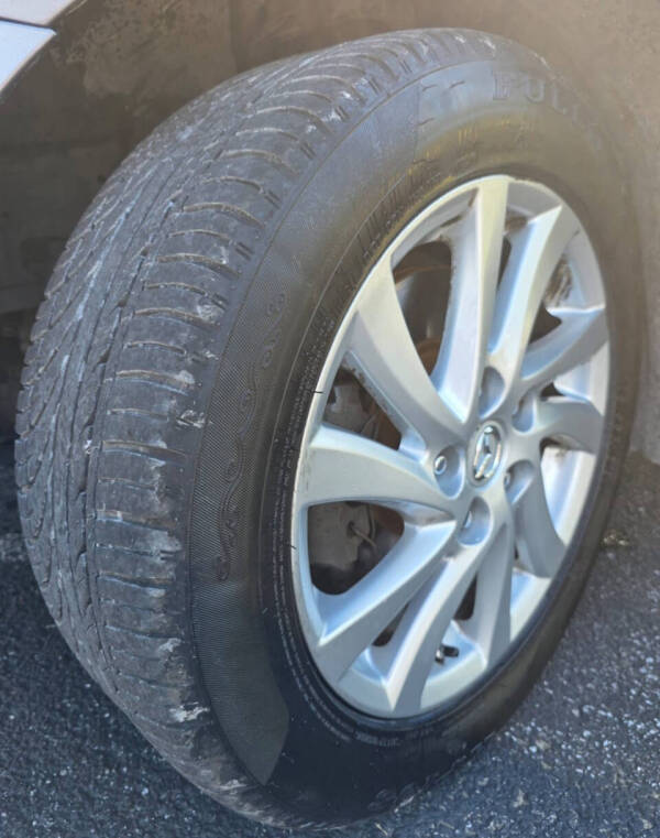 2012 Mazda MAZDA5 Sport