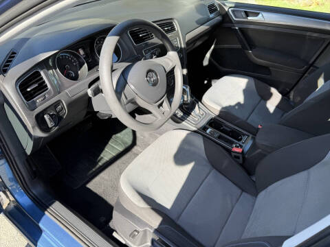 2016 Volkswagen e-Golf SE