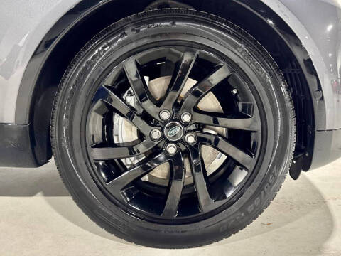 2020 Land Rover Discovery Landmark Edition