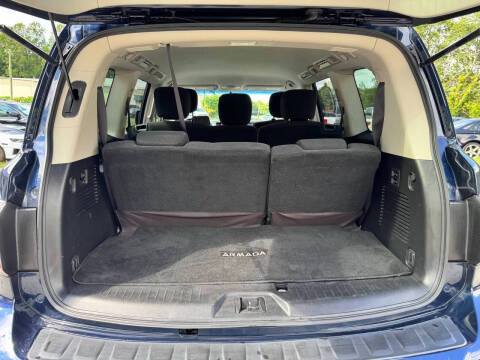 2017 Nissan Armada SV