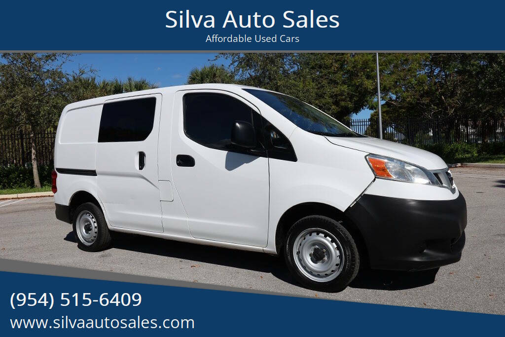 2015 Nissan NV200 S 4dr Cargo Mini Van's photo