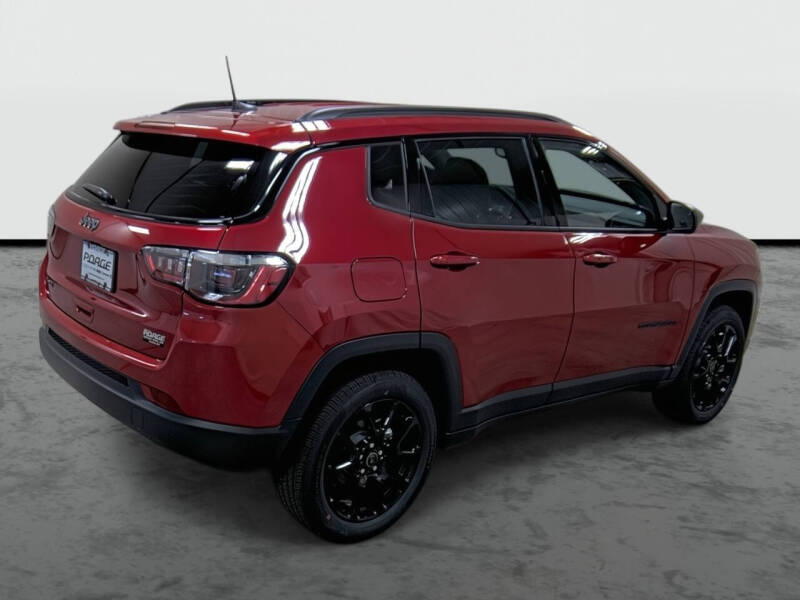 2026 Jeep Compass Latitude Altitude